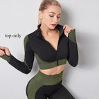 S / Green top