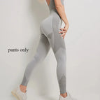 S / Grey pants